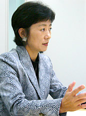 【写真】星野朝子氏